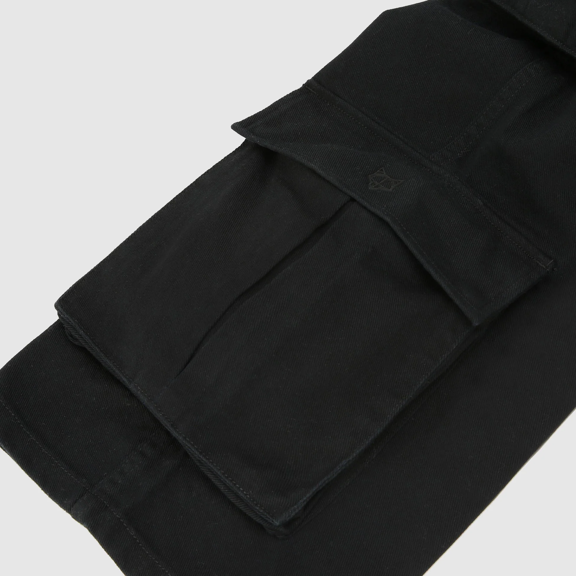 Baggy Pocket Cargo Pants Black - Image 3