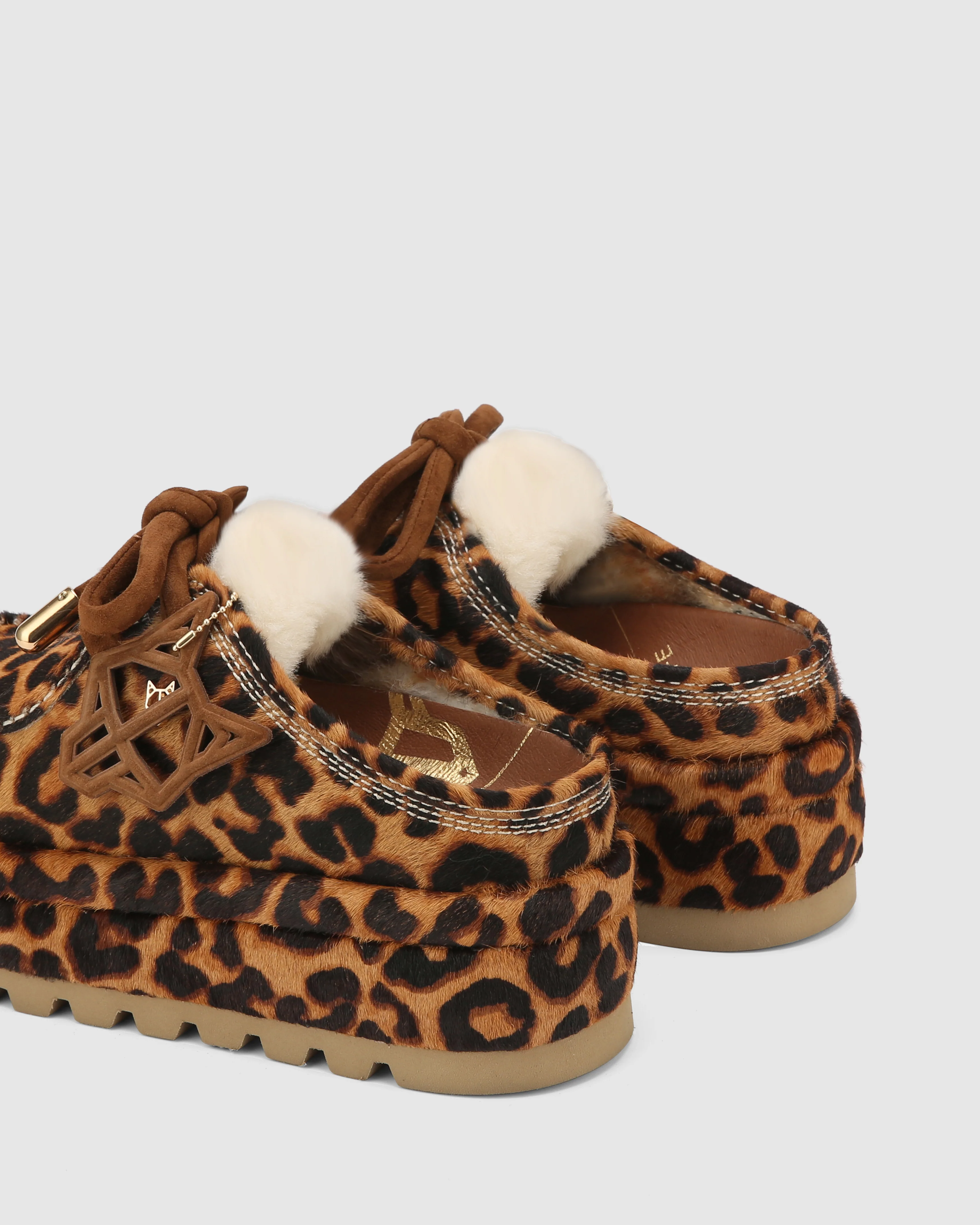 Blizzard Leopard Pony/Shearling - Image 3