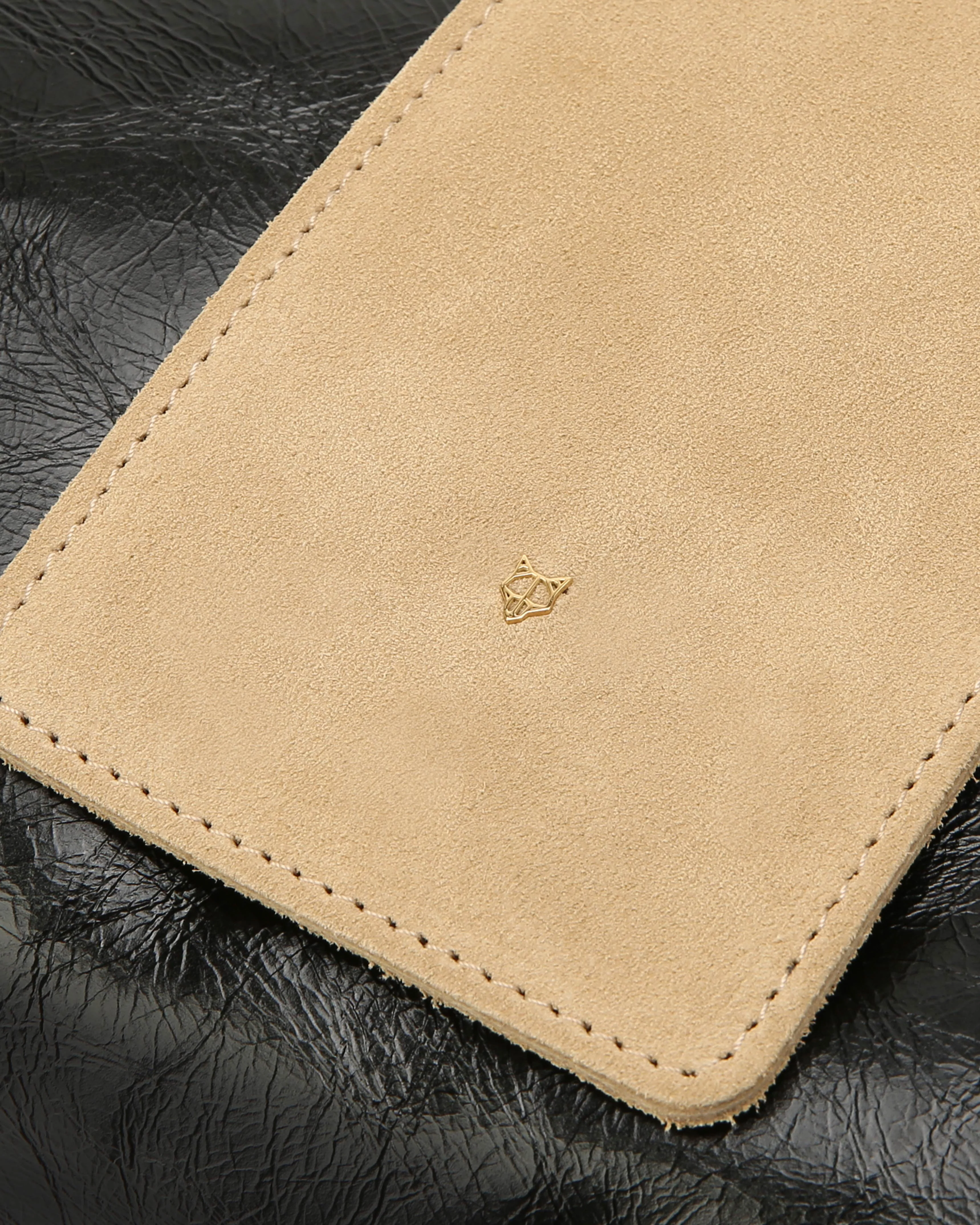 Manhattan Black Athena Leather - Image 7