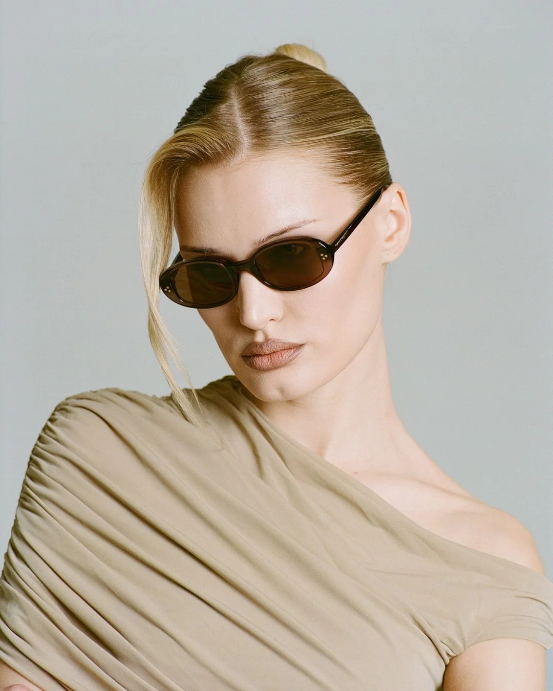 Milan Brown Sunglasses - Image 3