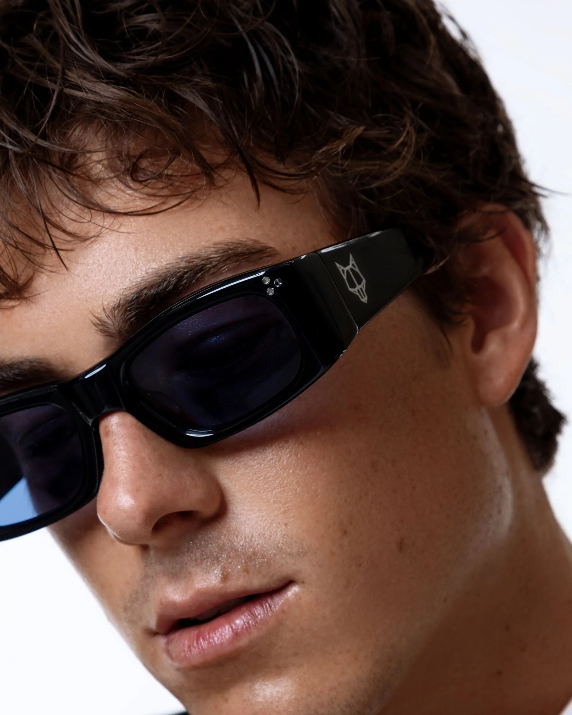 Motor Ocean Sunglasses - Image 10