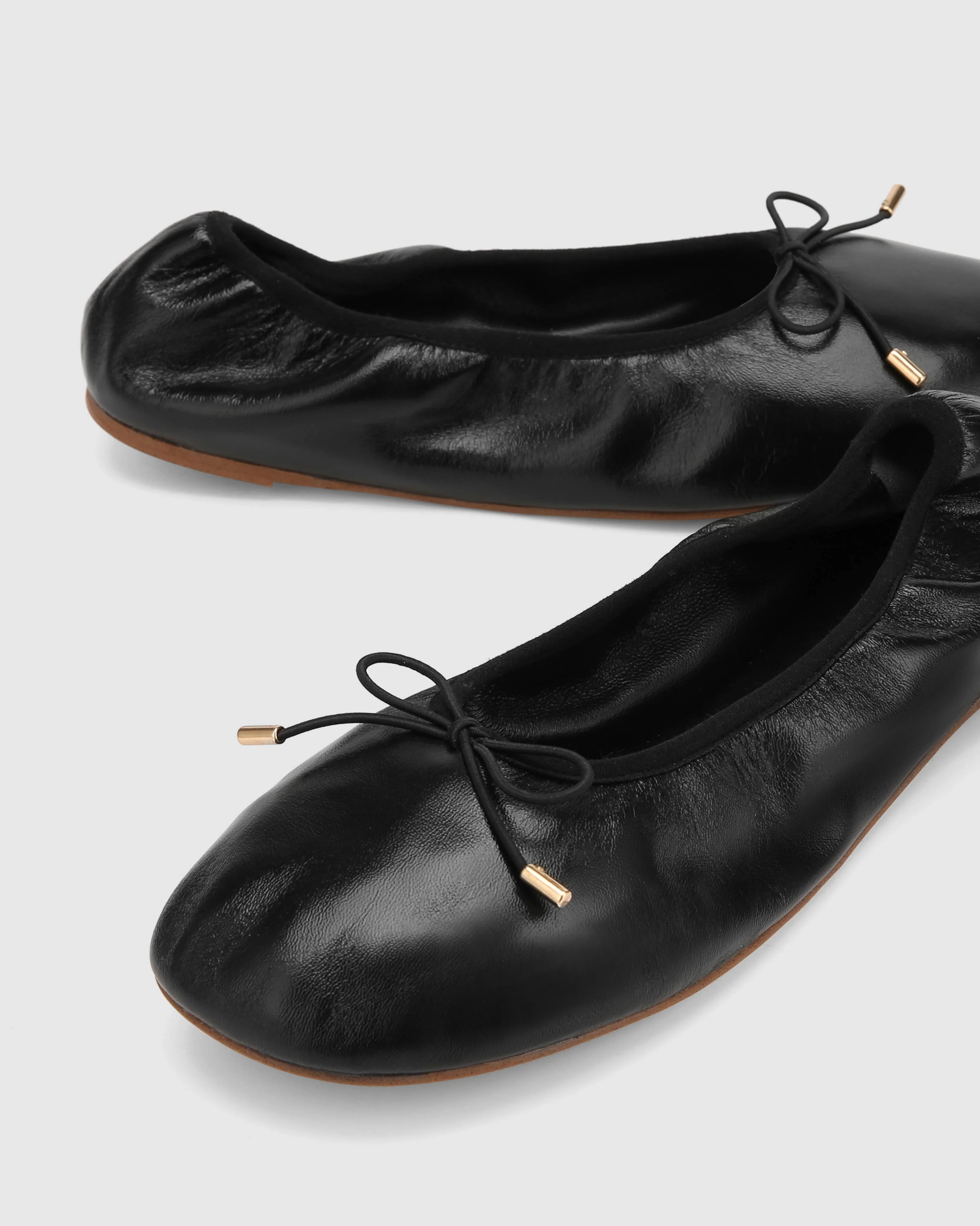 Scrunch Black Leather - Image 5