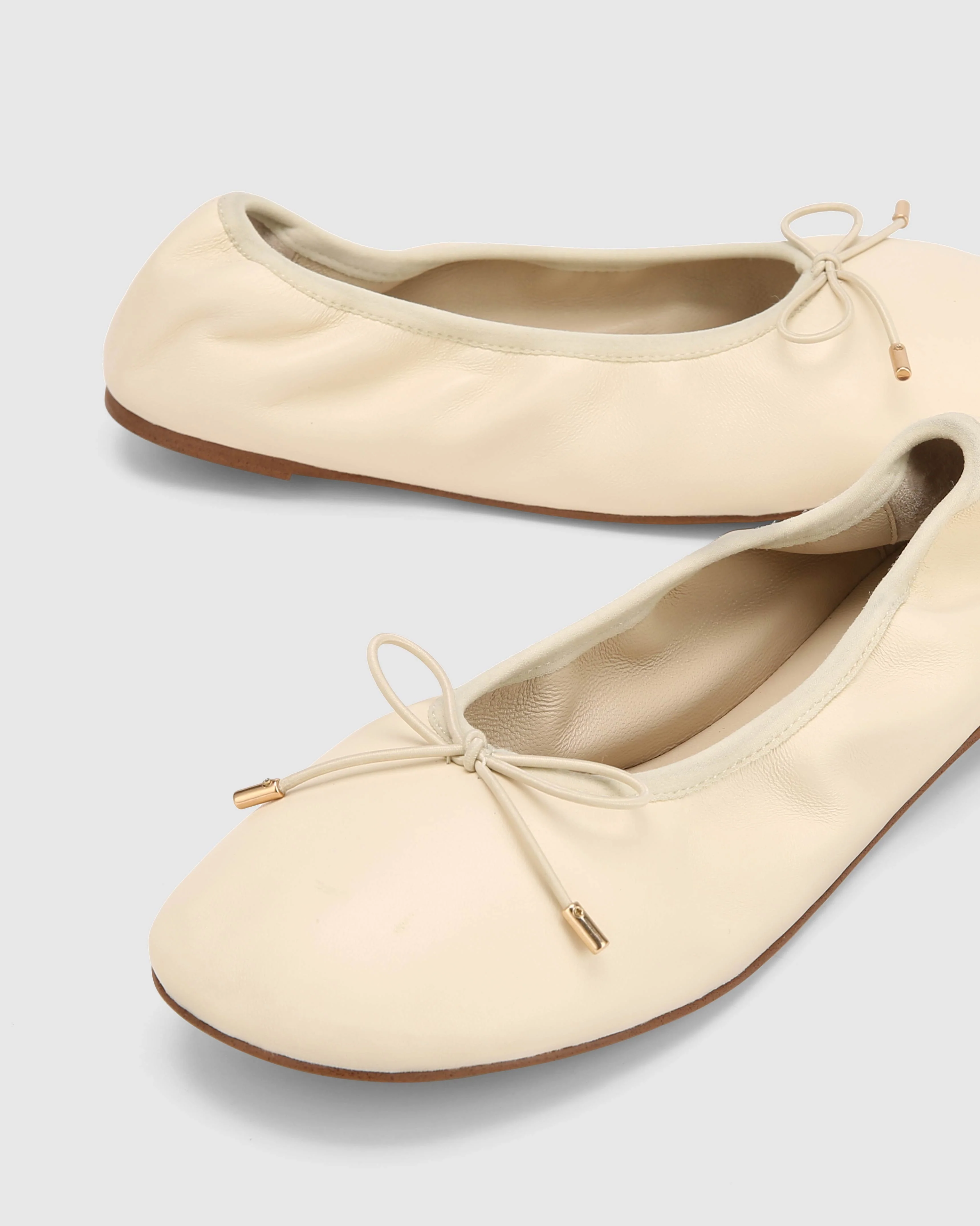 Scrunch Cream Leather - Image 3