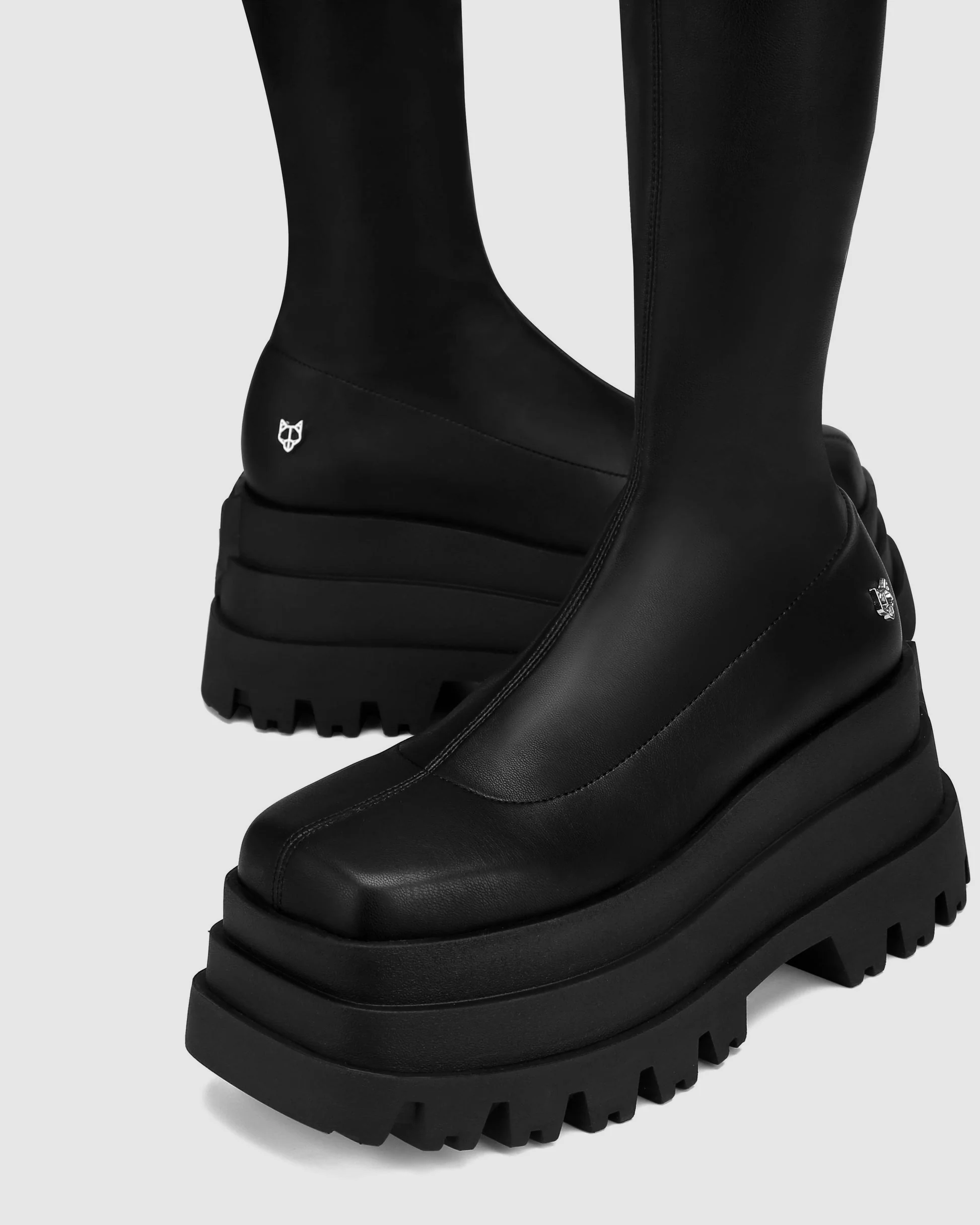 Sin Black Stretch - Image 6