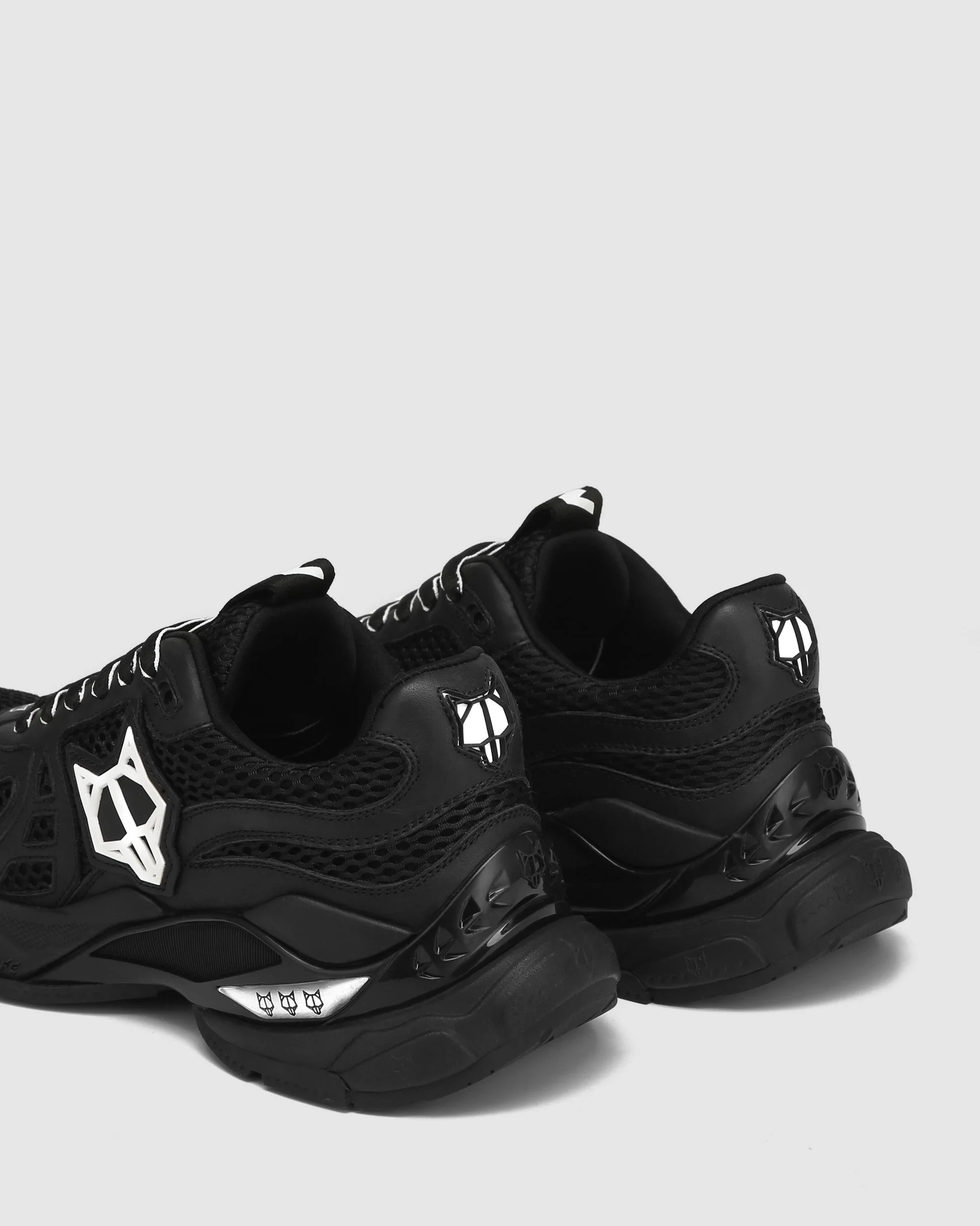 Smash Double Black Mesh - Image 6